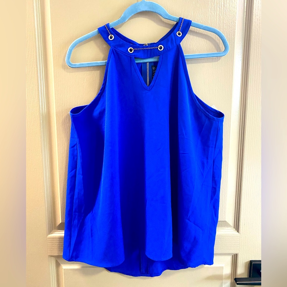 Venus Ladies Tank Top Size L.